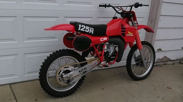 1982 CR-125