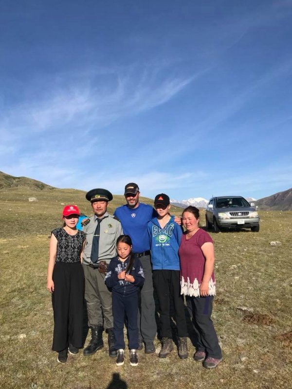 mongolia-ranger-family